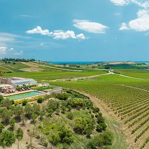 Ośrodek wypoczynkowy La Foresteria Planeta Wine & Club ****