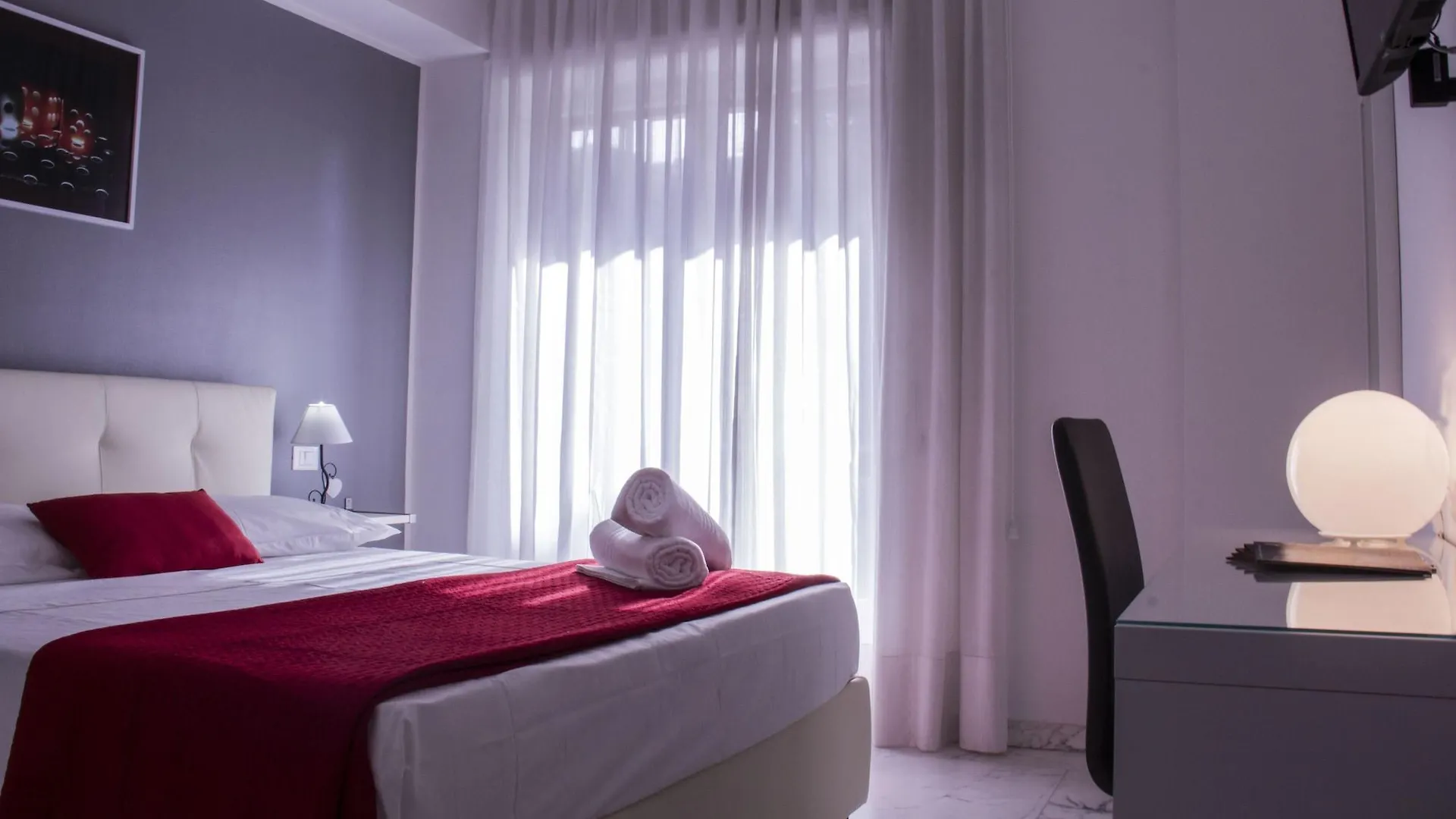Bed and Breakfast Domus Raffaello Roma