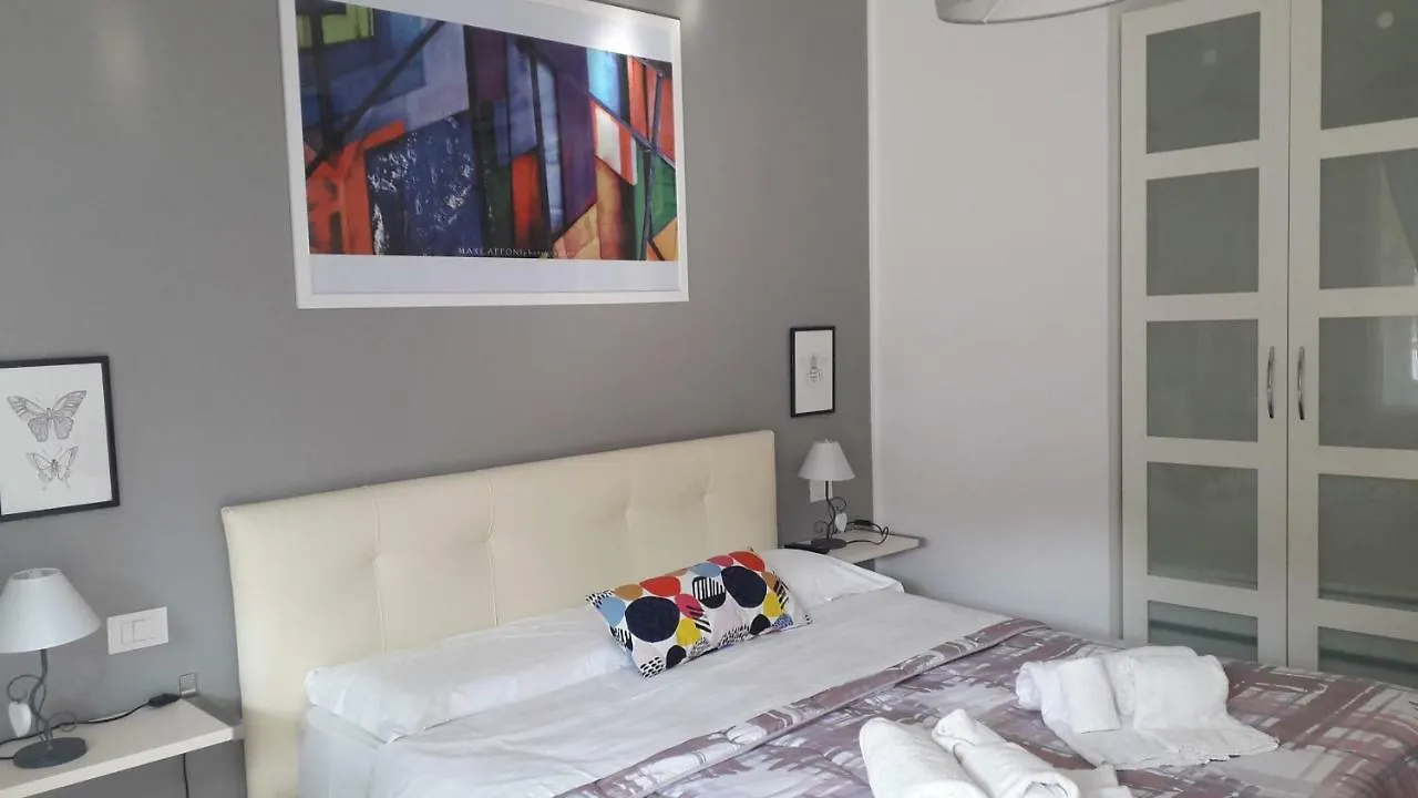 Bed and Breakfast Domus Raffaello Roma